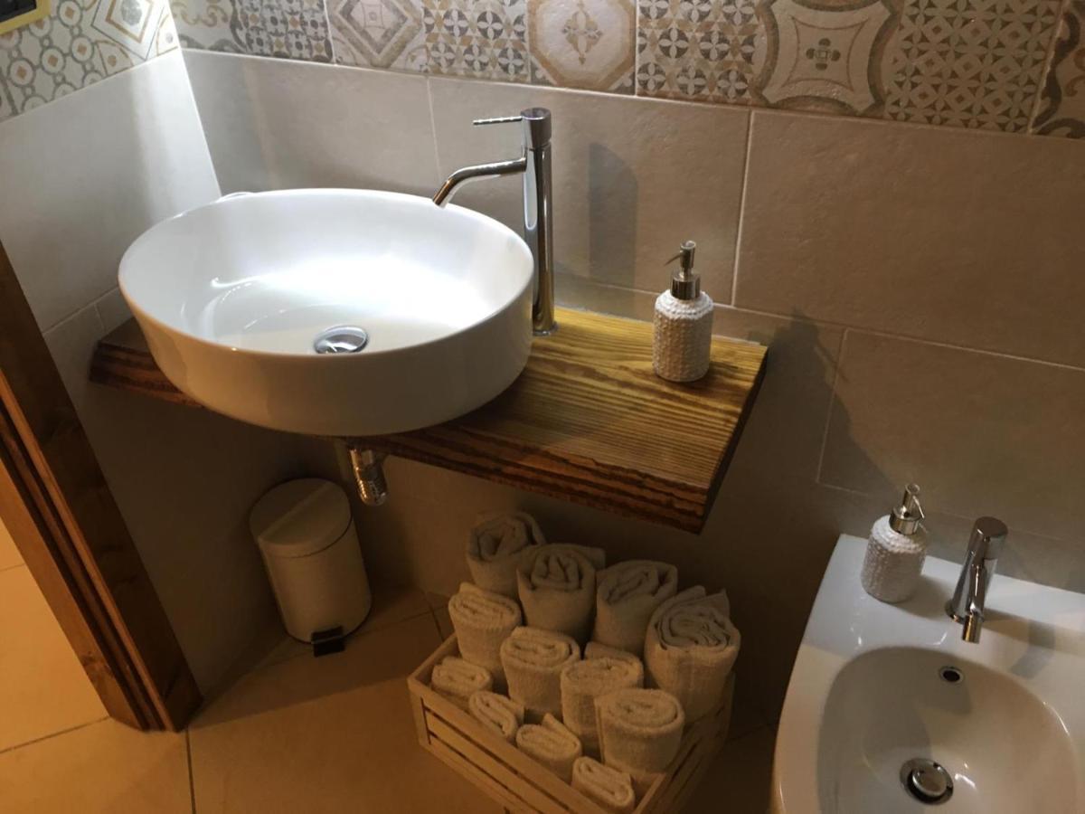La Pietra Bed & Breakfast